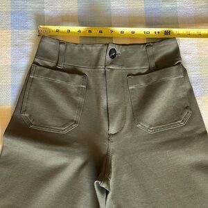 Maeve by Anthropologie thick, cropped, wide leg pants SIZE 26 women’s